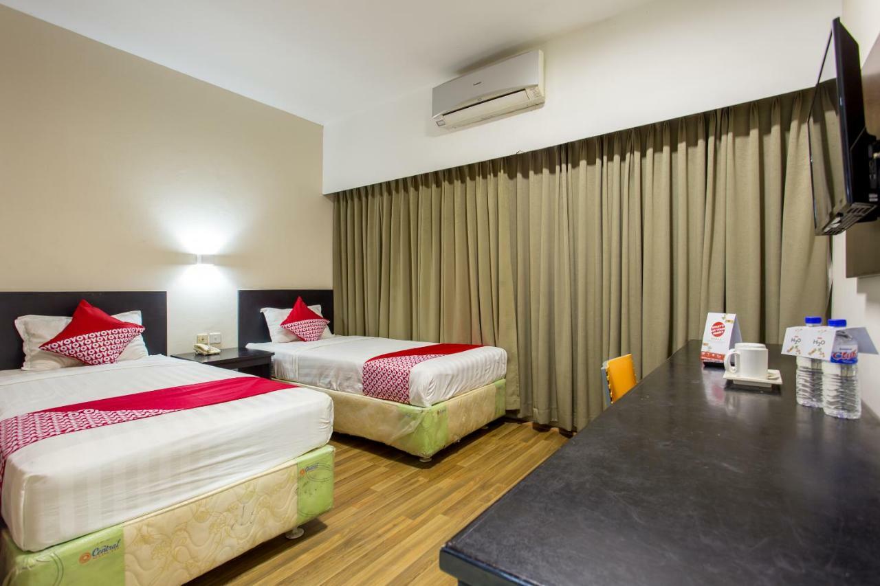Capital O 769 City Hotel Balikpapan  Ngoại thất bức ảnh